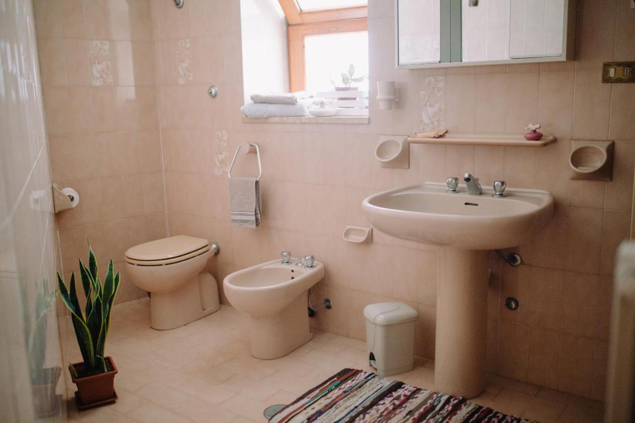 Genius Loci Apartment Sannicandro di Bari Exterior photo