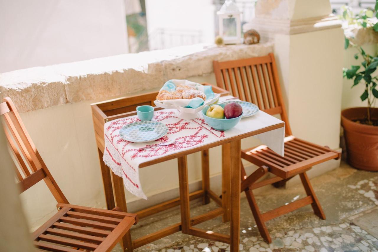 Genius Loci Apartment Sannicandro di Bari Exterior photo