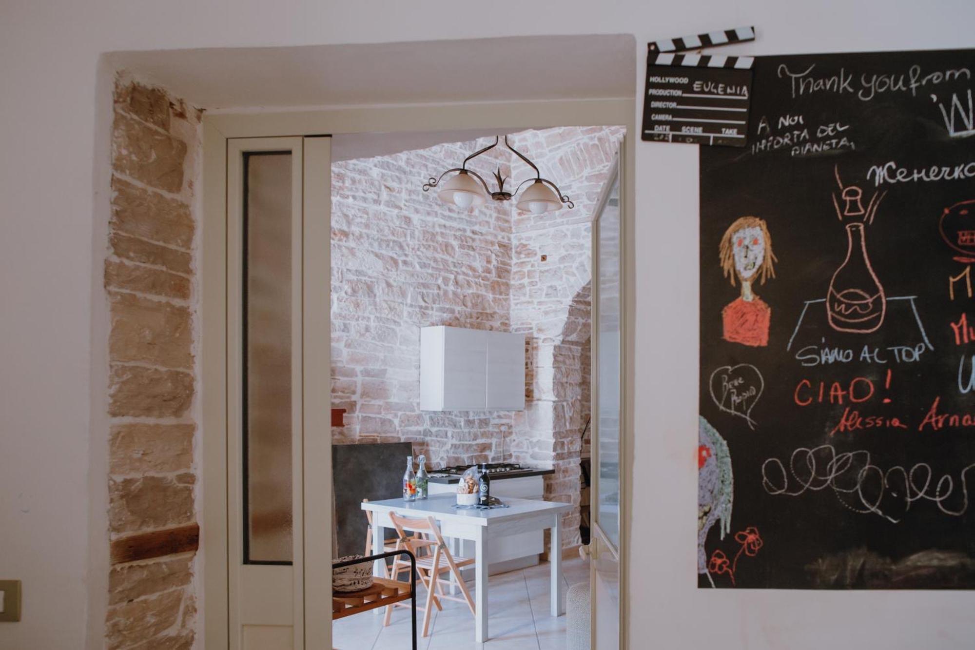 Genius Loci Apartment Sannicandro di Bari Exterior photo